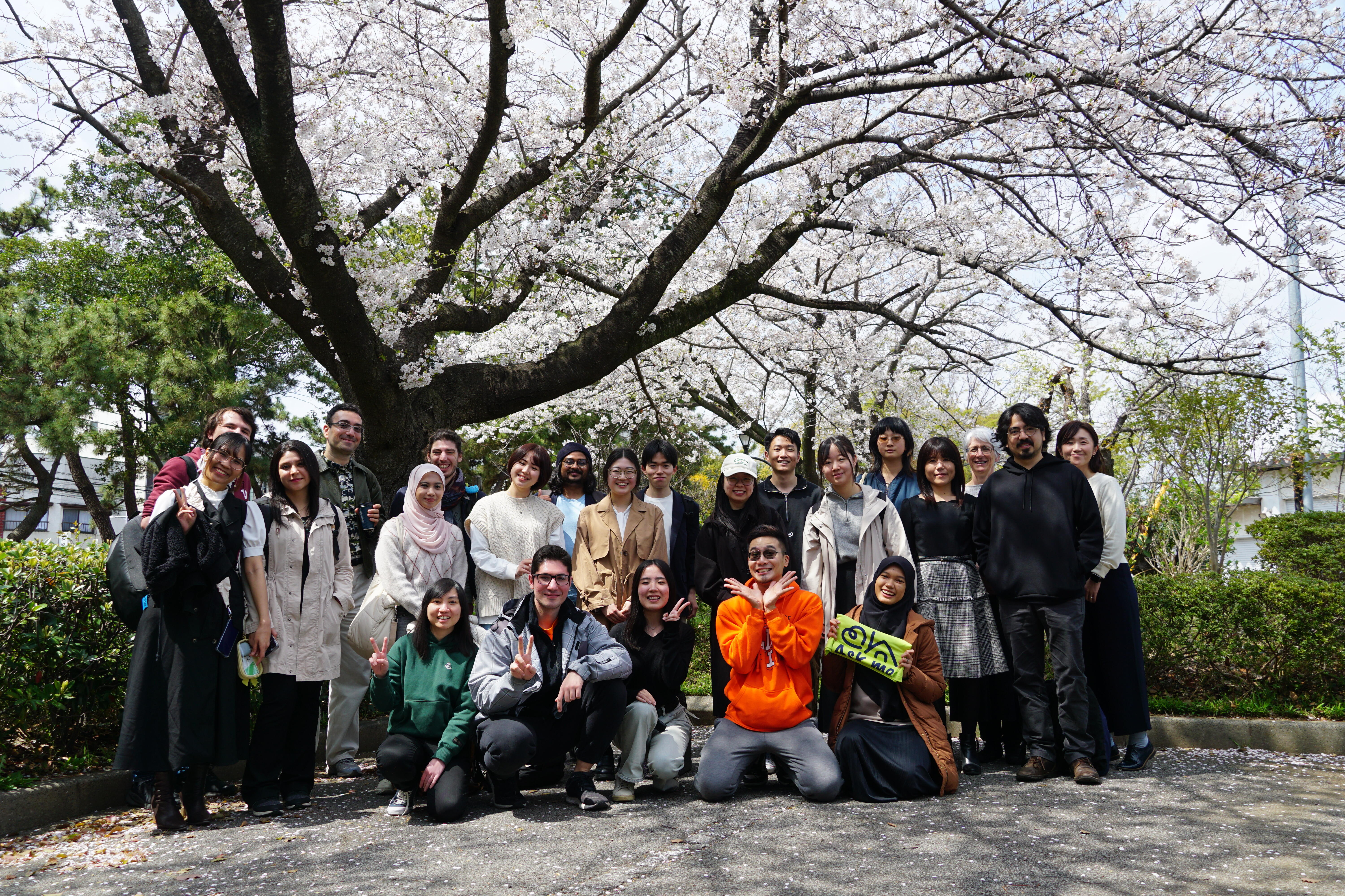 SAs_gathering.Sakura.JPG
