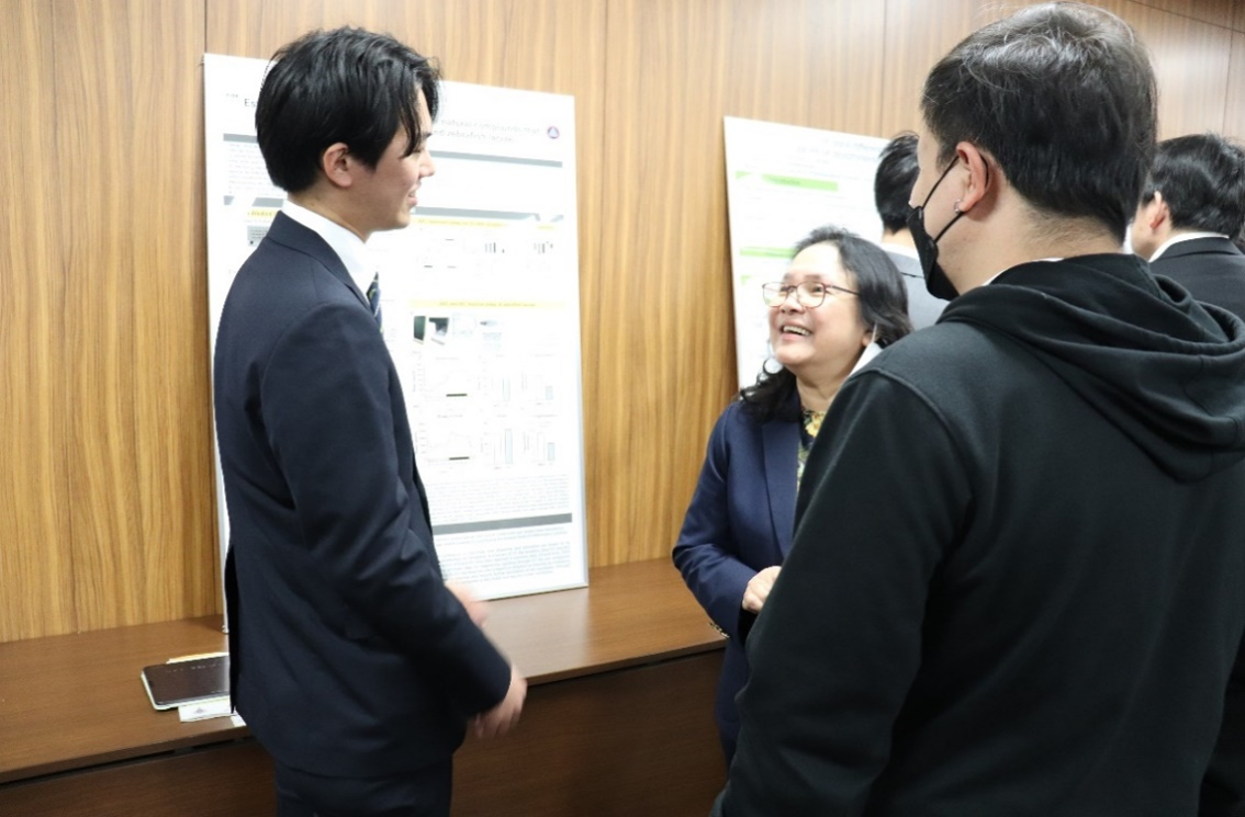 ポスター発表の様子